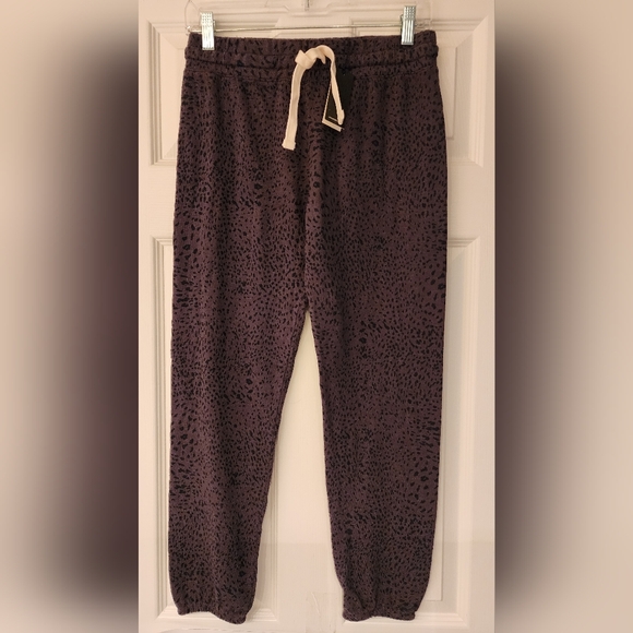 MONROW Mini Cheetah print joggers with drawstring in brown size XS - Picture 3 of 10